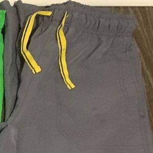 Gray wonder wink scrubs